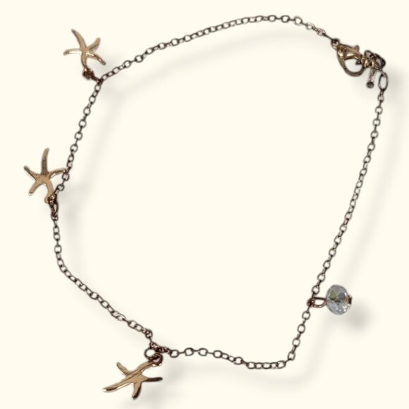(2/$20) Dainty Starfish & Rhinestone Bracelet - Picture 4 of 5